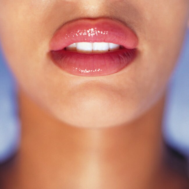 Tips to make your lips look fuller