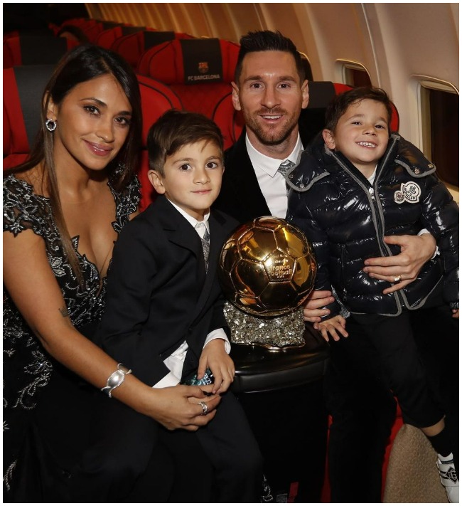 Lionel Messi With His Family Lionel Messi With His Family