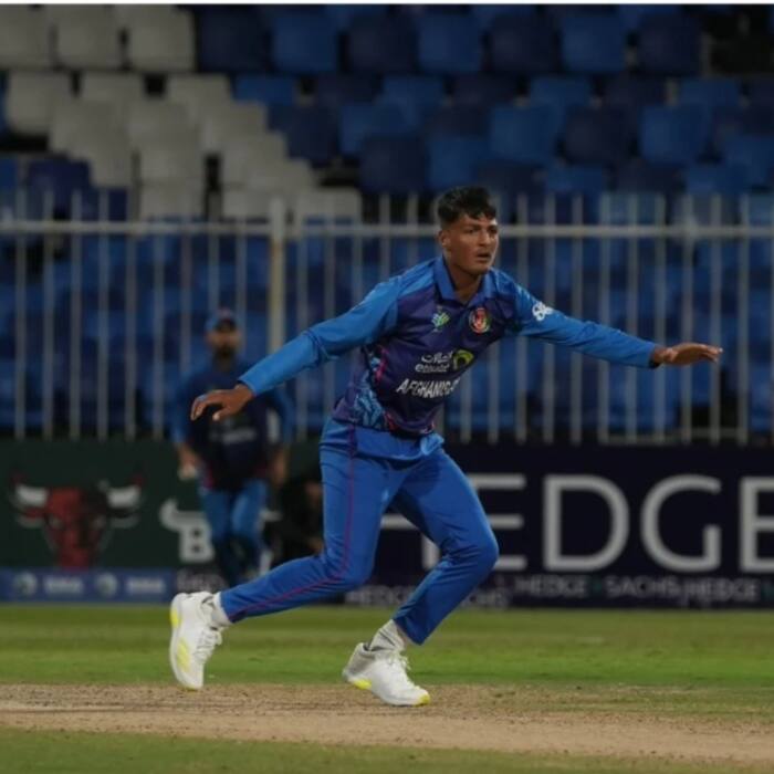 Lizaad Williams   Allah Ghazanfar  Mumbai Indians 