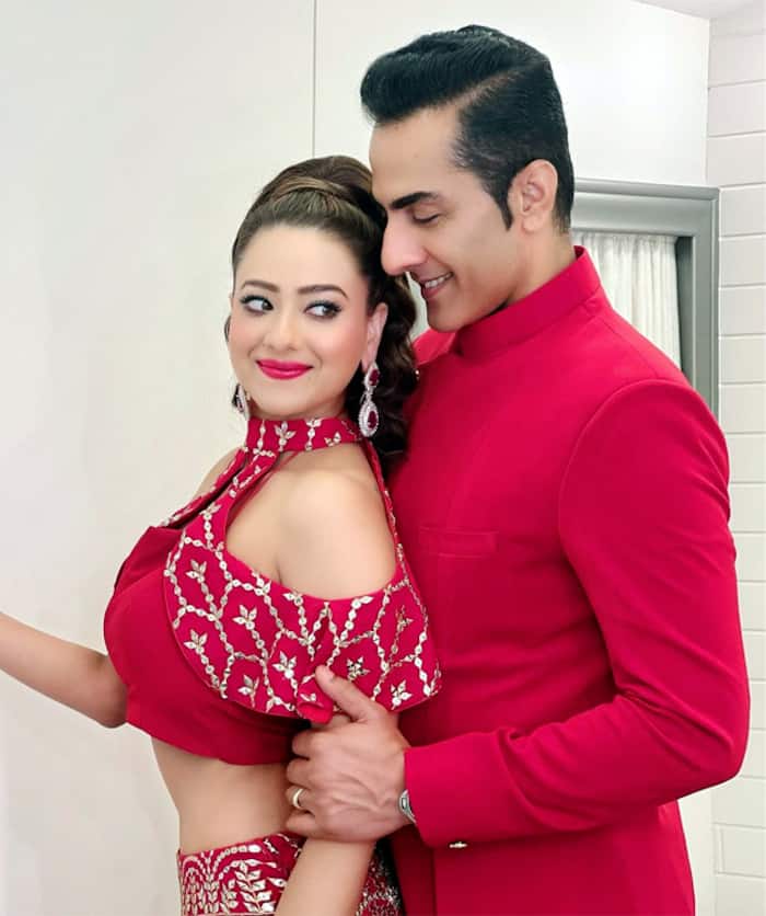 Madalsa Sharma And Sudhanshu Pandey Are Setting Couple Goals