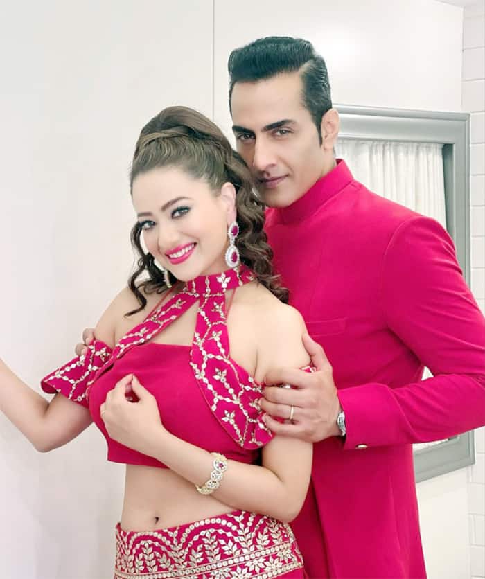 Madalsa Sharma And Sudhanshu Pandey Make a Powerful Couple