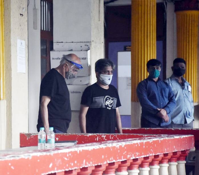 Mahesh Bhatt Spotted at Santacruz Police Station