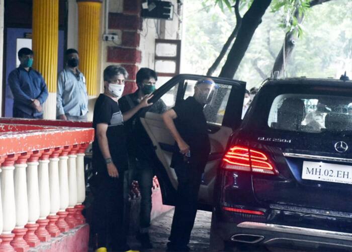 Mahesh Bhatt Spotted With Head Shield And Mask