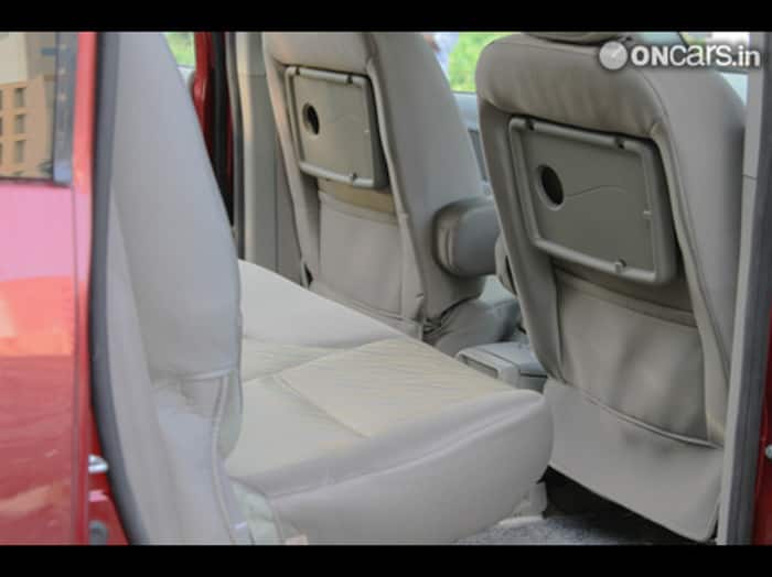 Mahindra Quanto Interiors-img8