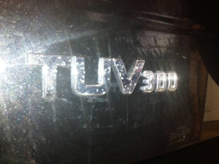 Mahindra TUV300 Exterior Images-img3