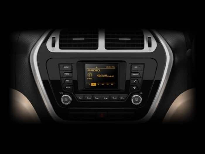 Mahindra TUV300 Photo Gallery-img20