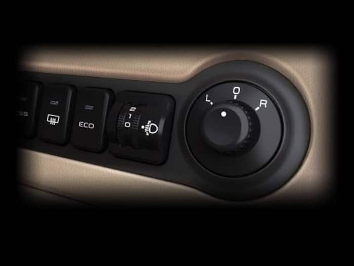 Mahindra TUV300 Photo Gallery-img24