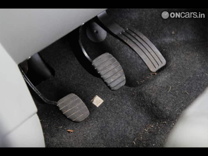 Mahindra Verito D6 Interiors-img12