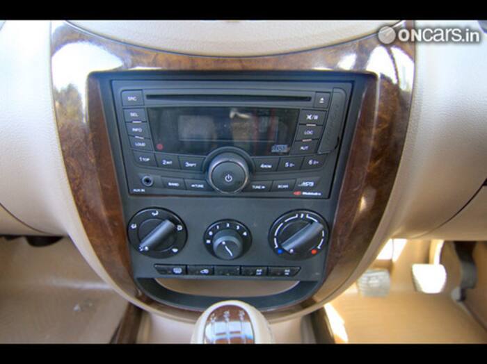 Mahindra Xylo E9 Interior-img2