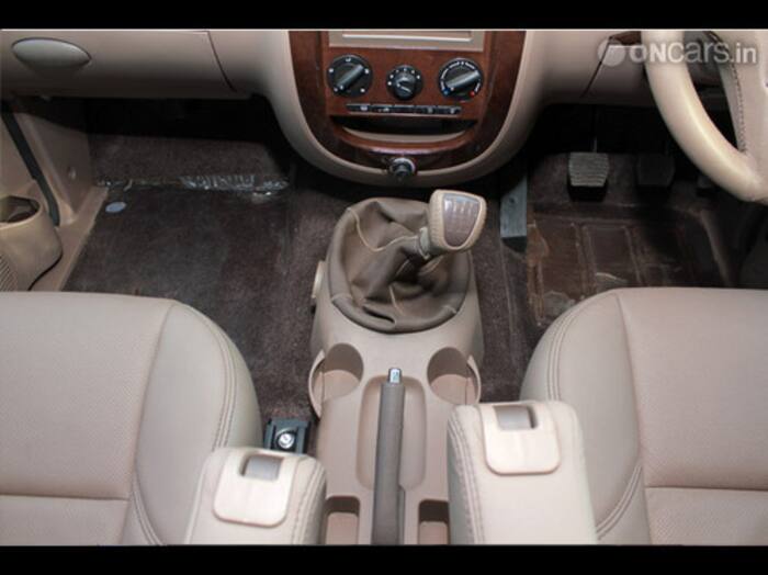 Mahindra Xylo Interior-img4