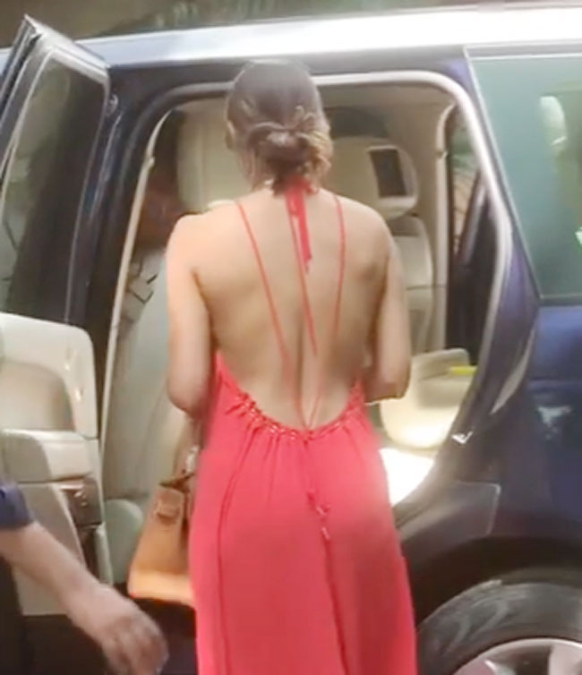 Malaika Arora Sizzles in Red Hot Backless Dress - See Viral Photos Malaika Arora Sizzles in Red Hot Backless Dress - See Viral Photos
