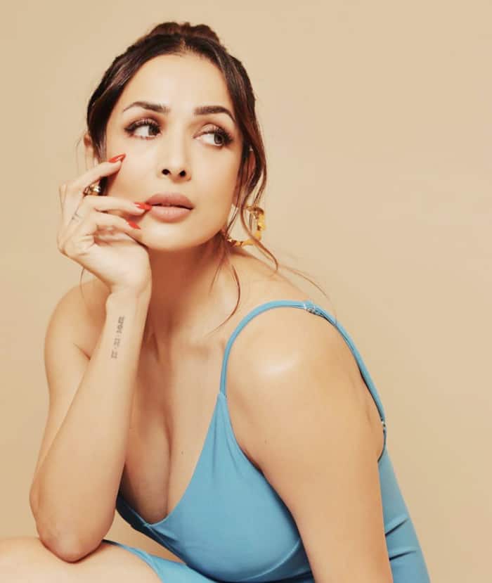 malaika arora raises glam bar in blue gown for latest photoshoot 202306 1687431468