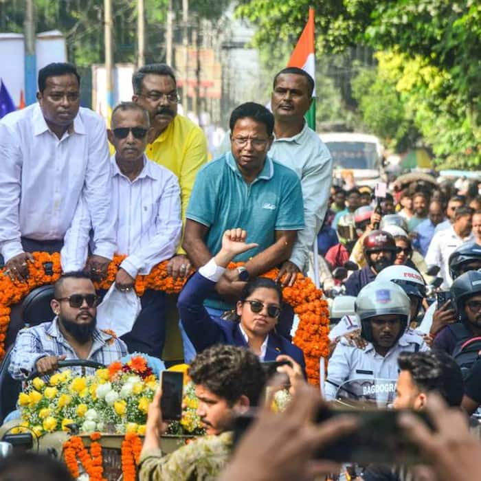 Mamata Banerjee on Richa Ghosh cricket Stadium