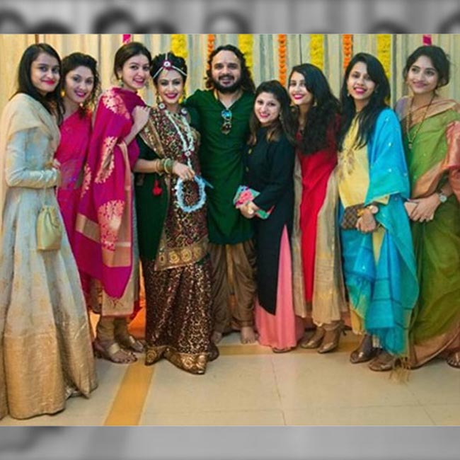 Manasi Parekh with husband Parthiv Gohil during her baby shower