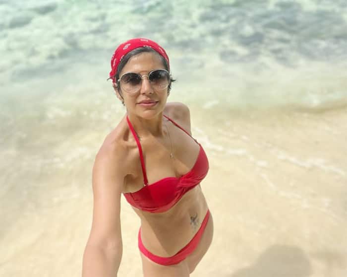 Mandira Bedi was appreciated by her friends and fans for her look
