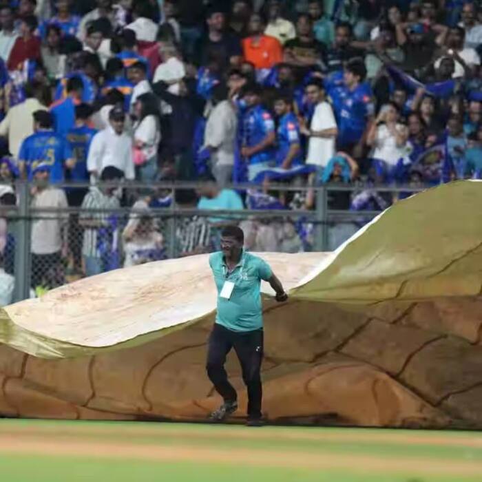 MI vs GT match was interrupted by rain