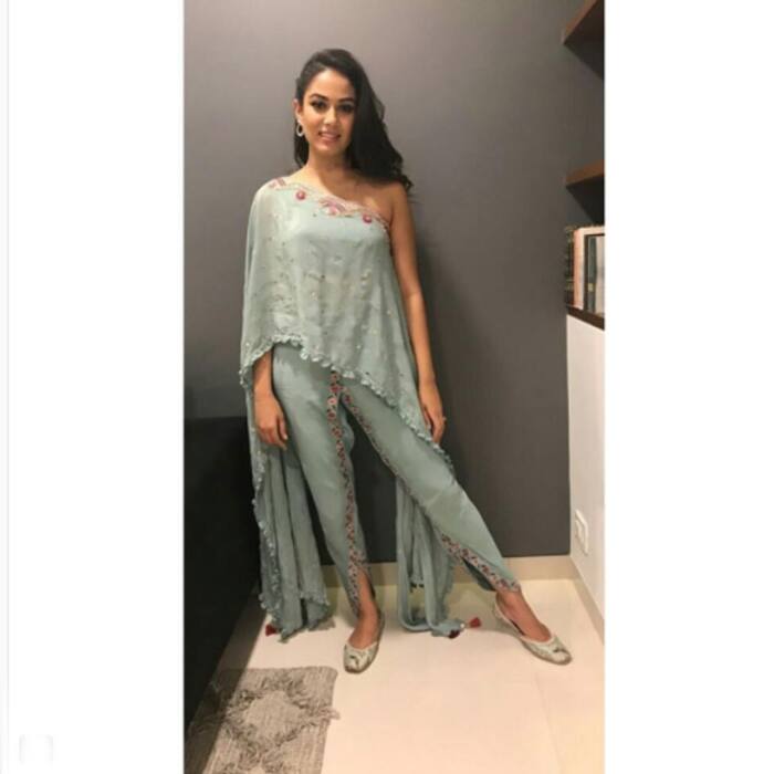 Mira Rajput’s airport swag