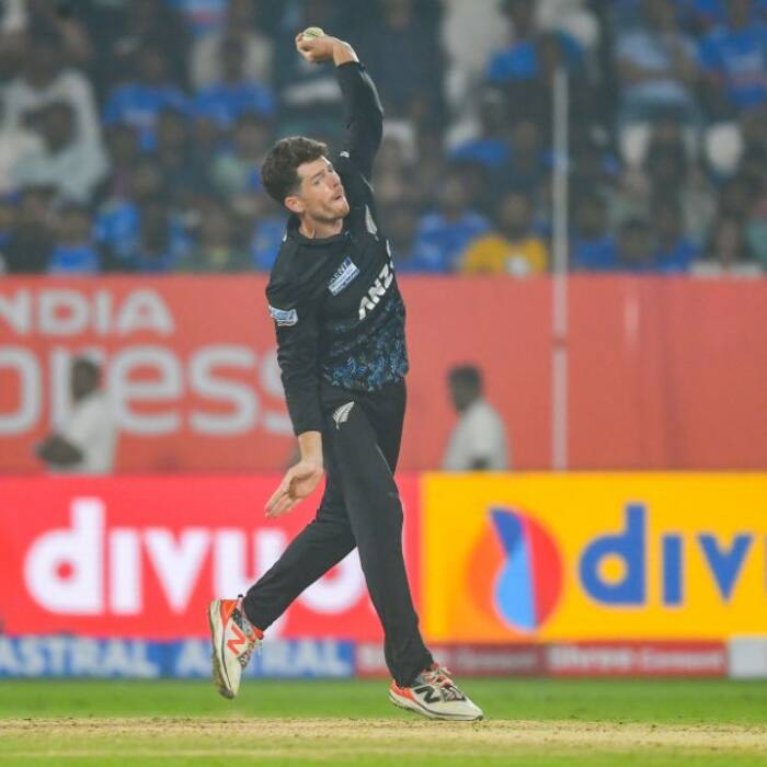 Mitchell Santner   New Zealand