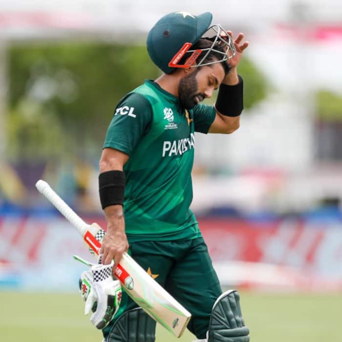 Sh Rizwan Meet Pakistan’s 27 year old player, said to have two elbows in one arm ...