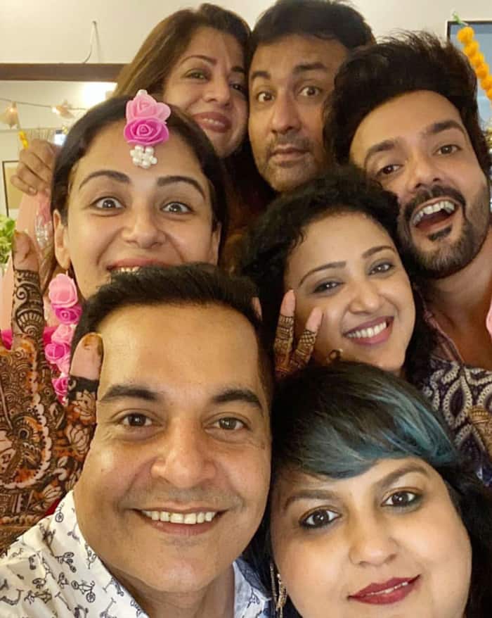 Mona Singh Looks Gorgeous in Pre-wedding Rituals