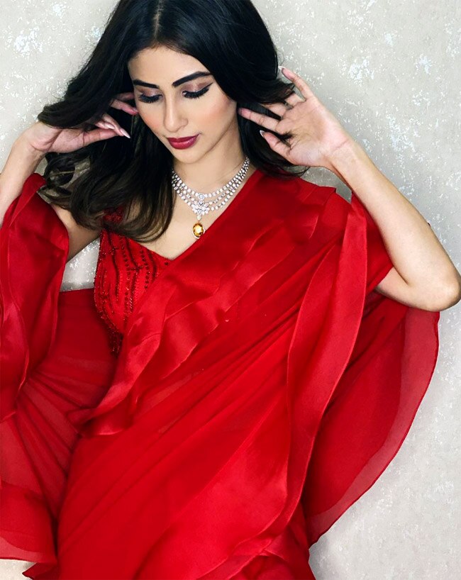 Mouni Roy Goes Bold in Hot red saree