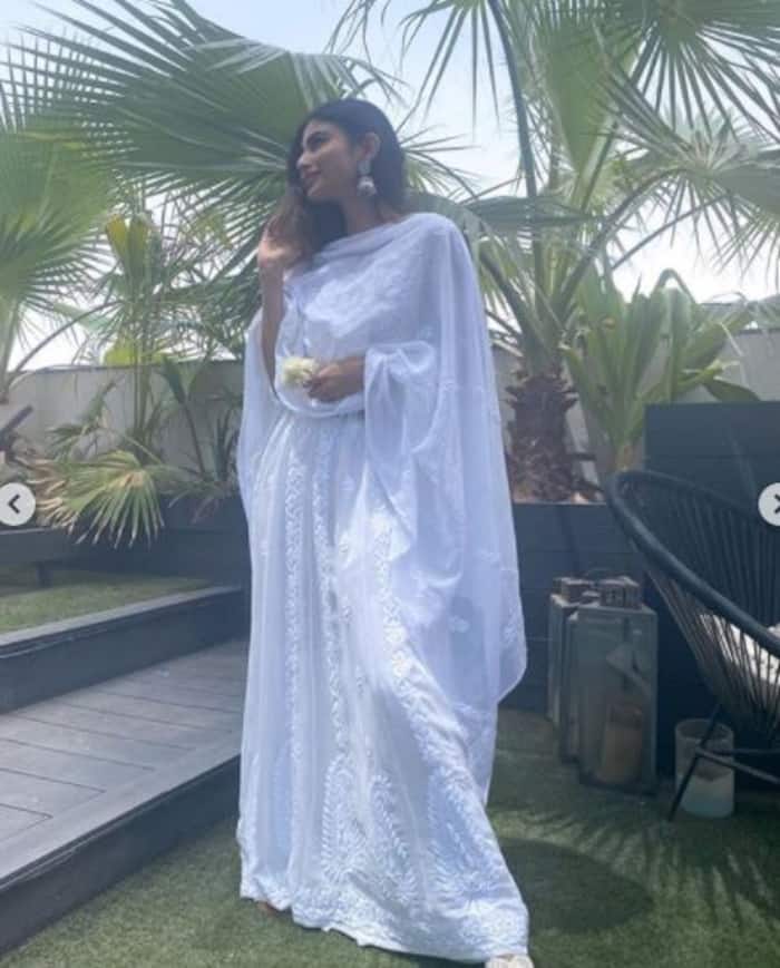 Mouni Roy Stuns Fans With Her Breezy Look