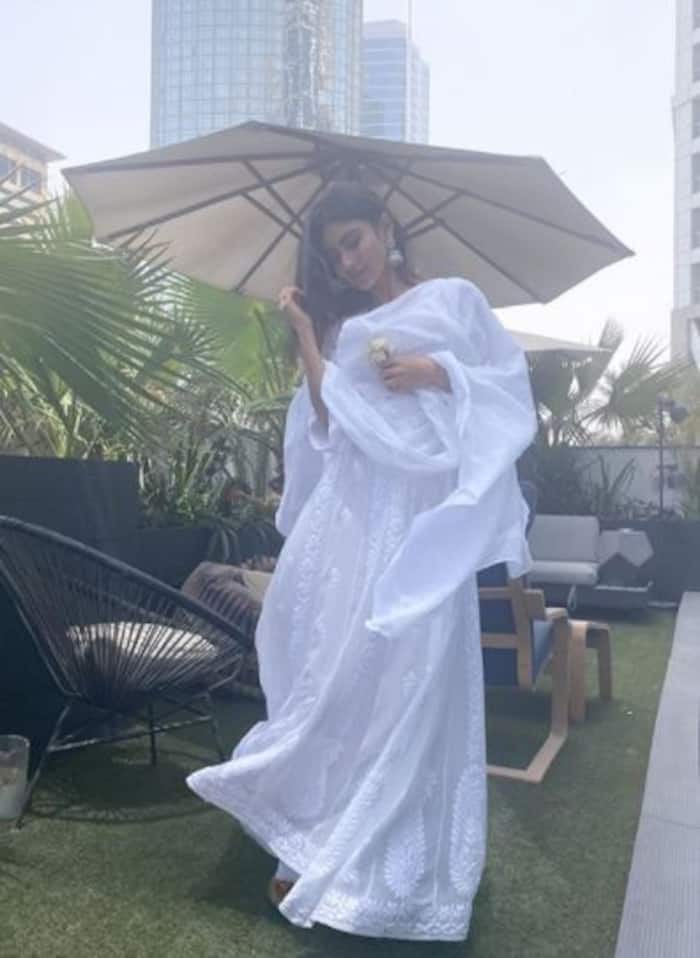Mouni Roy   s Gorgeous Look is Perfect For These Summers