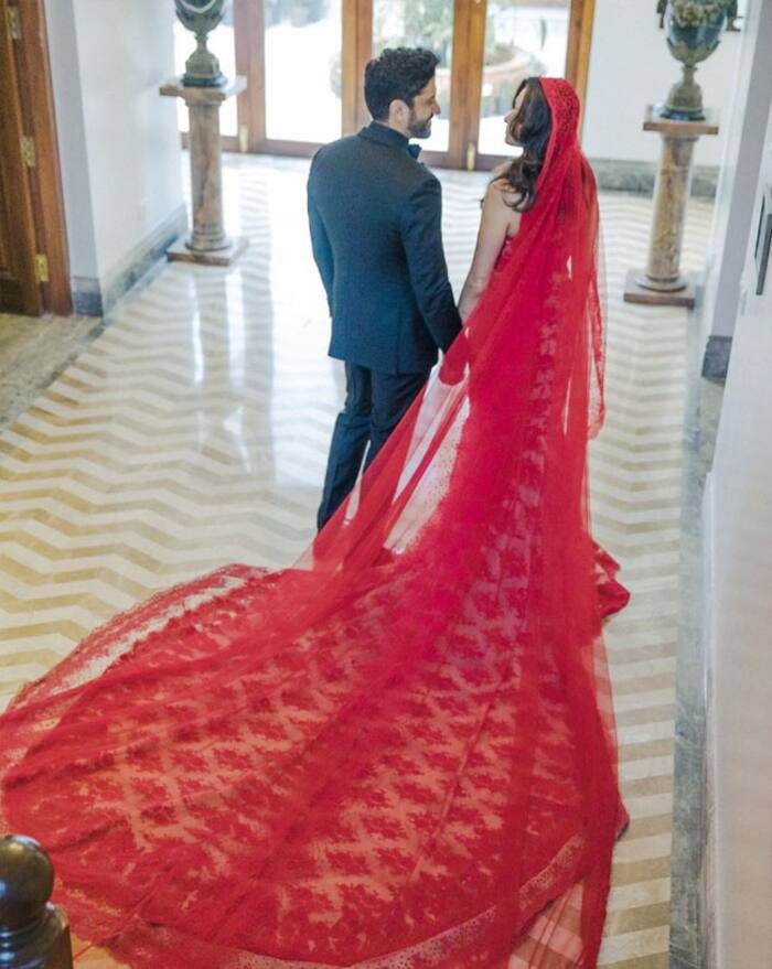 Mr  and Mrs  Akhtar Dreamy Wedding Pictures