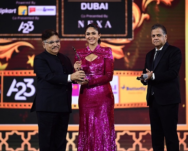 SIIMA Awards 2023 Jr NTRMrunal Thakur's Big Win For RRR And Sita