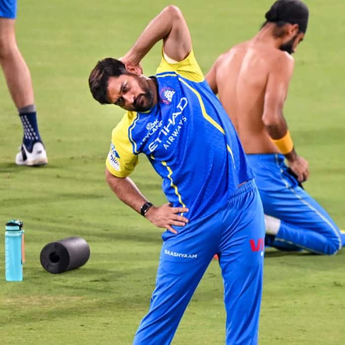 MS Dhoni has been travelling with CSK to Hyderabad and now Mumbai
