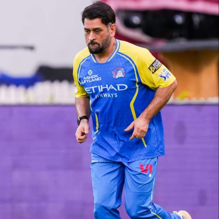 MS Dhoni is working hard with the Chennai Super Kings physio