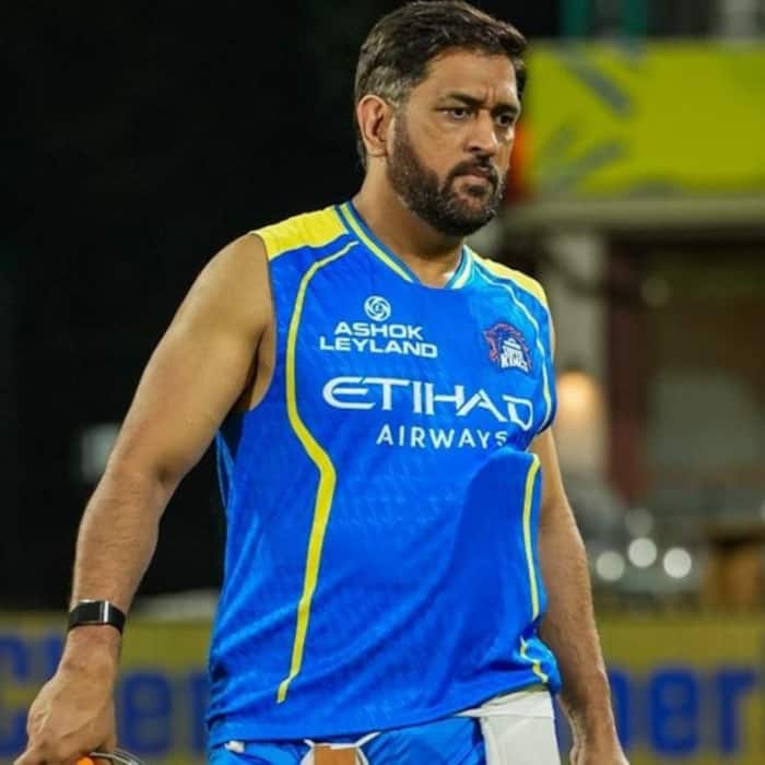 MS Dhoni was retained for Rs 4 crore by Chennai Super Kings