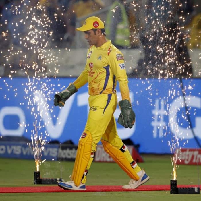 MS Dhoni was retained for Rs 4 crore by CSK
