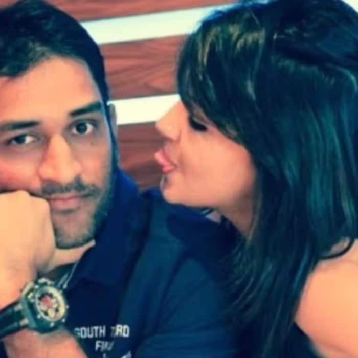 MS Dhonis love story is very interesting