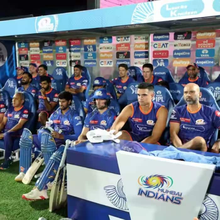 Mumbai Indians have to win at least 2 matches to reach IPL 2025 final