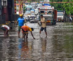 Mumbai Rains: Local Train Services Hit; schools, Colleges Shut For 1st Session. See Photos
