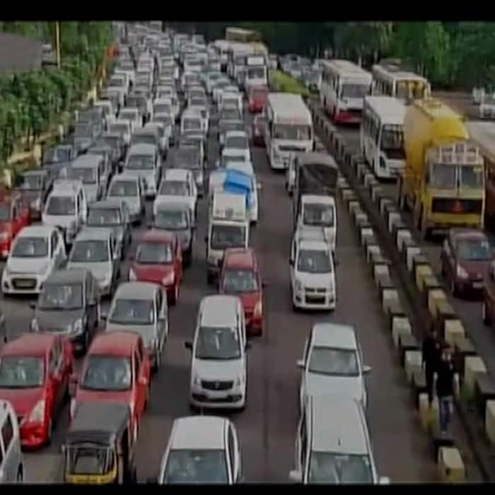 Mumbai traffic due to Maratha Kranti Morcha