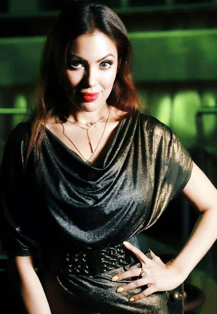 Munmun Dutta Raises the Temperature in Sexy Bold Attire, See Photos — free download