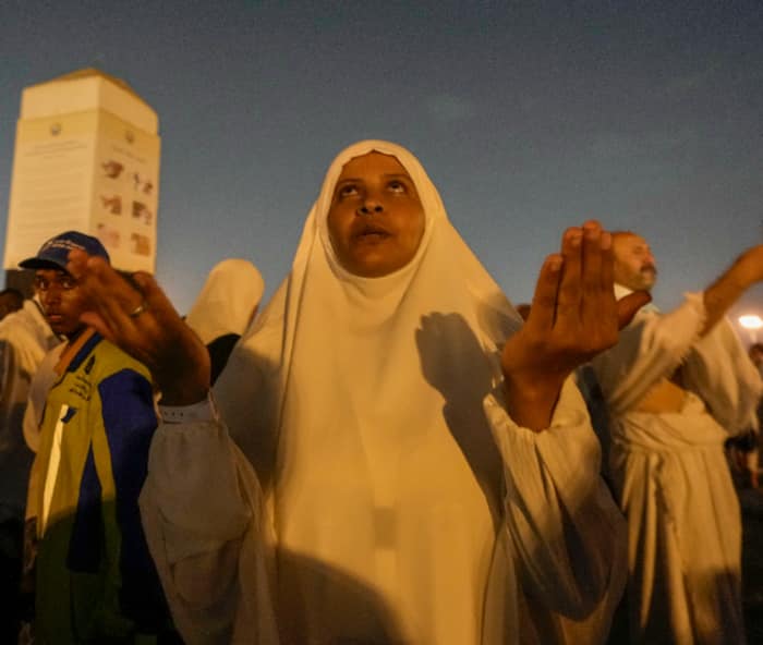 Muslim Pilgrims Converge At Mount Arafat As Hajj Reaches Its Peak