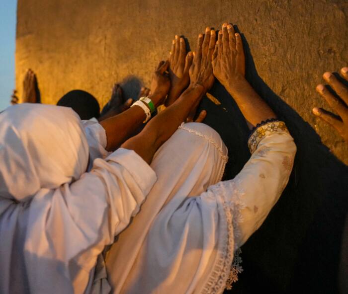 Muslim Pilgrims Converge At Mount Arafat As Hajj Reaches Its Peak