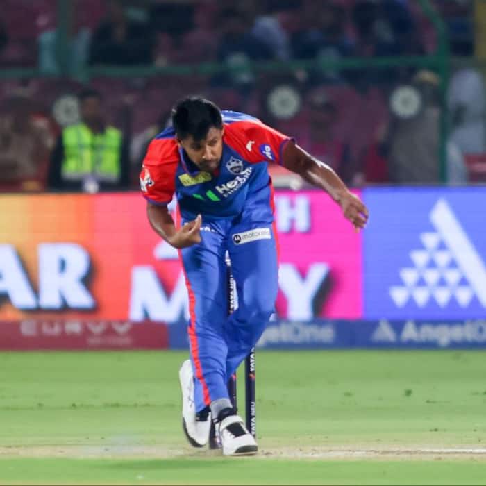 Mustafizur Rahman has become quickest bowler to claim 400 T20 wickets