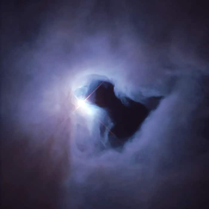 NASA Hubble Space Telescope captures star V830 Orionis