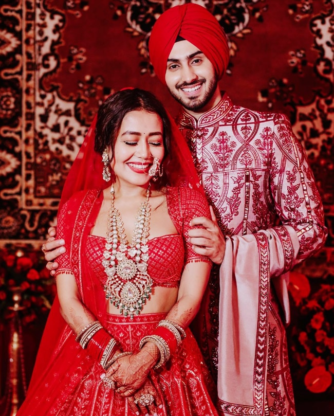 Neha Kakkar and Rohanpreet Singh steal romantic moments at their wedding