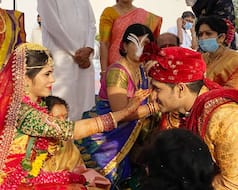 South Star Nikhil Siddhartha Wedding Album: Actor Weds Dr Pallavi Varma Amid Fun And Traditions
