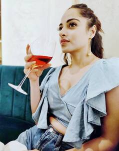 Happy Birthday Niyati Fatnani: 'Nazar' Actor Turns 29, The Diva Looks Hotter With Passing Years