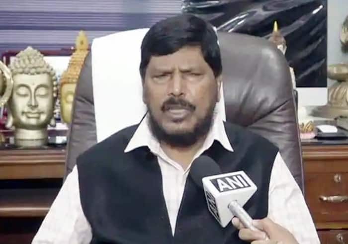 Not All Burqa-clad Women Are Terrorists: Athawale Slams Sena’s Burqa Ban Proposal