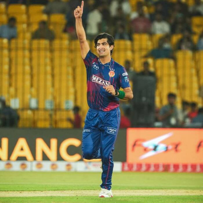 Pakistan pacer Naseem Shah has also signed up in middle of PSL 2025
