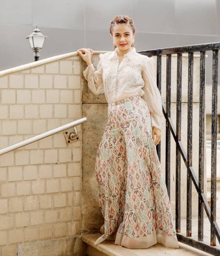 Photos  Devoleena Bhattacharjee Exudes Charm in Printed All White Outfit