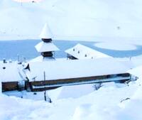 Photos of Vaishno Devi Temple covered in snow blanket go viral