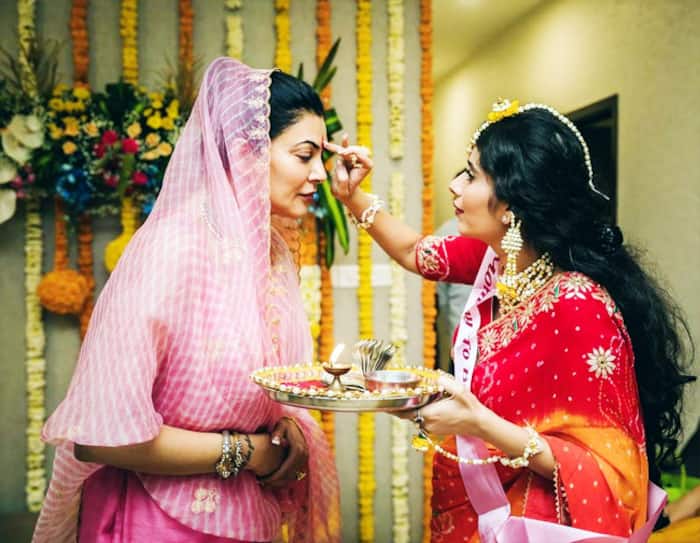 Photos: Sushmita Sen blesses sister-in-law Charu Asopa at her baby shower ceremony